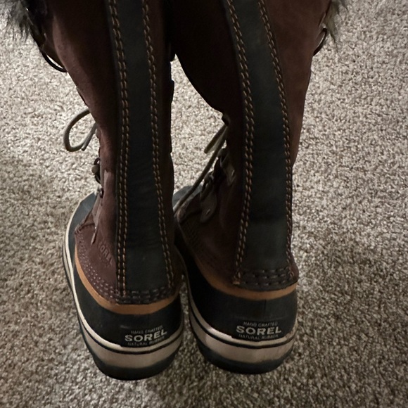 ICONIC WATERPROOF SOREL WINTER BOOTS size 7 - Picture 4 of 4